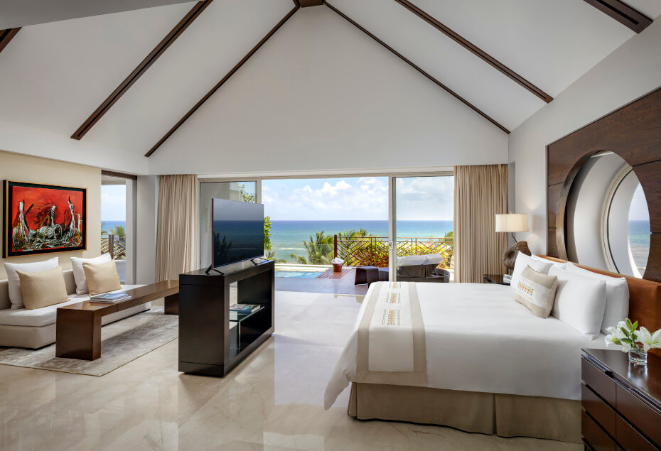 Grand Class Presidential King Bed